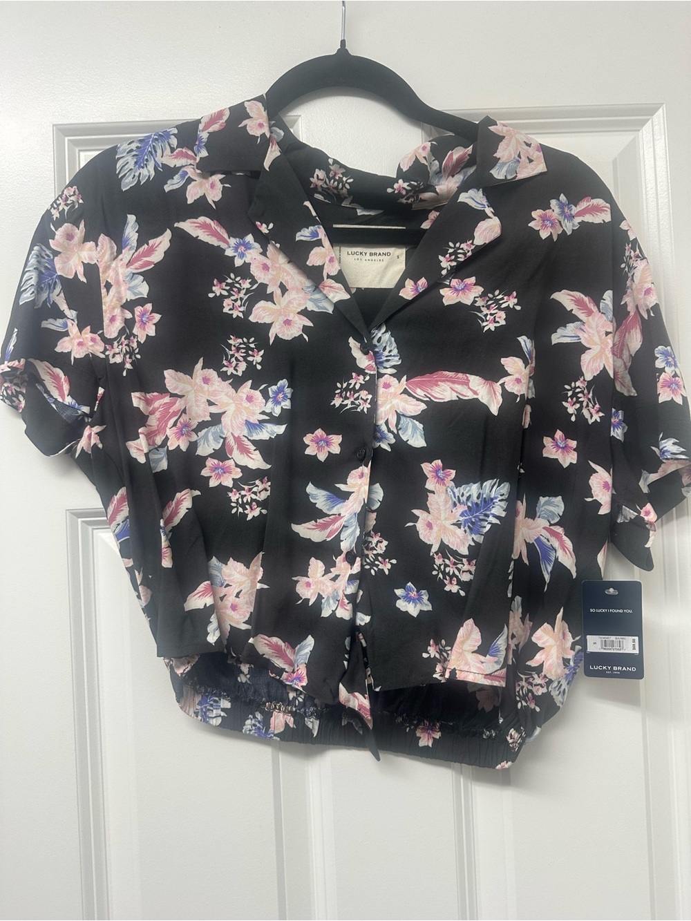 Lucky Brand Black Floral Short-Sleeve Camp Collar Button-Front Top
